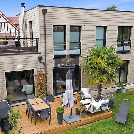 Maison Spacieuse Proche 8 Personnes דירה *