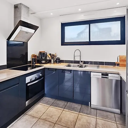 Maison Spacieuse Proche 8 Personnes *